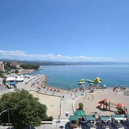 Oleandri1 Mit Blick Auf Wasser By Interhome