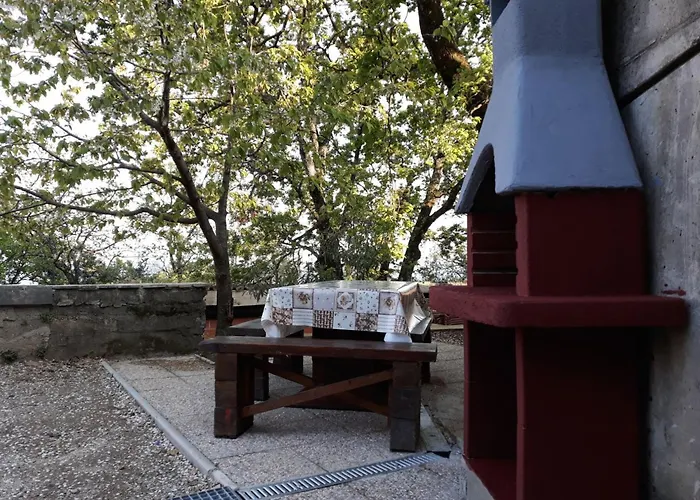 Oleandri1 Mit Blick Auf Wasser By Interhome