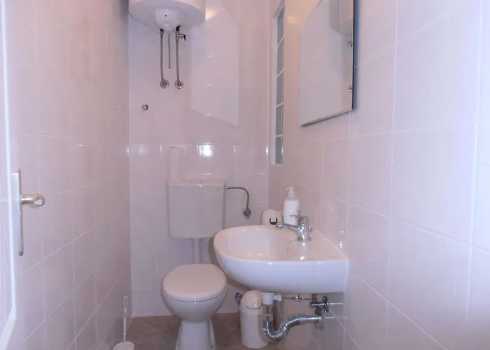 Apartament Oleandri1 Mit Blick Auf Wasser By Interhome